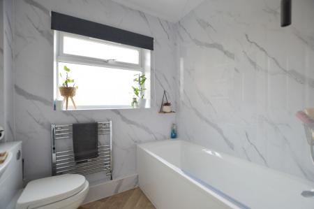 4 bedroom Detached house for sale in Kesteven Way, Bourne, PE10