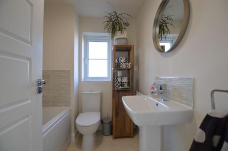 4 bedroom Detached house for sale in Musselburgh Way, Bourne, PE10