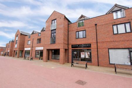 2 bedroom Flat for sale in Wherrys Lane, Bourne, PE10