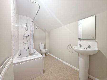 2 bedroom Flat for sale in Wherrys Lane, Bourne, PE10