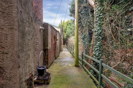 3 bedroom Detached house for sale in Risegate Road, Gosberton, PE11