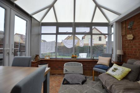 3 bedroom Link detached house for sale in The Causeway, Thurlby, PE10