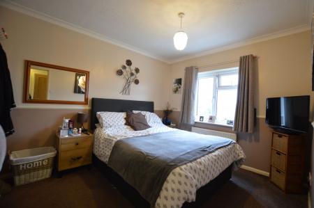 3 bedroom Link detached house for sale in The Causeway, Thurlby, PE10