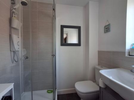 2 bedroom End of terrace house for sale in Ripon Close, Bourne, PE10