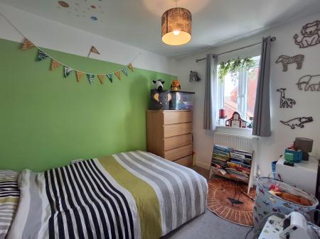 2 bedroom End of terrace house for sale in Ripon Close, Bourne, PE10