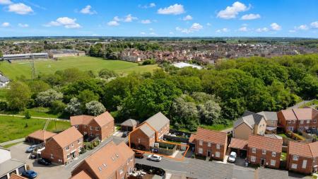 2 bedroom End of terrace house for sale in Ripon Close, Bourne, PE10