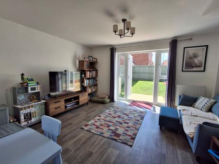 2 bedroom End of terrace house for sale in Ripon Close, Bourne, PE10