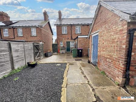 3 bedroom End of terrace house for sale in Fen Road, Dowsby, PE10