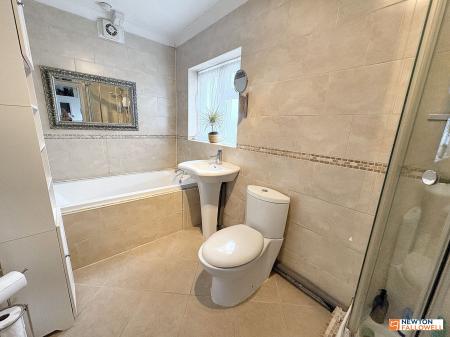 3 bedroom End of terrace house for sale in Fen Road, Dowsby, PE10