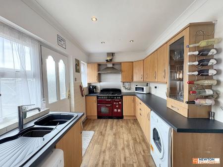 3 bedroom End of terrace house for sale in Fen Road, Dowsby, PE10