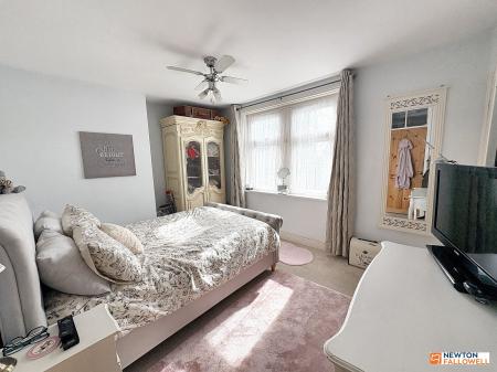 3 bedroom End of terrace house for sale in Fen Road, Dowsby, PE10