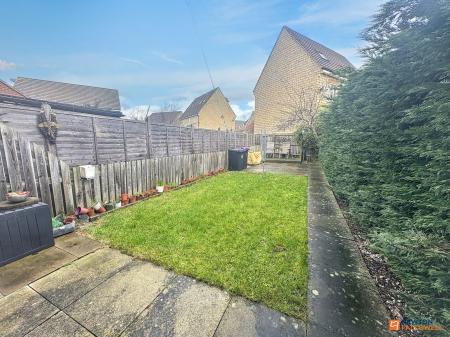 3 bedroom Terraced House for sale in The Pollards, Bourne, PE10
