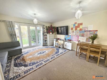 3 bedroom Terraced House for sale in The Pollards, Bourne, PE10