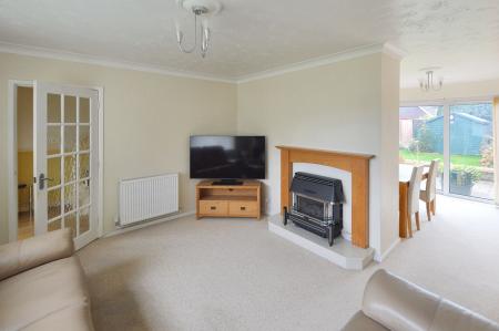 3 bedroom Detached house for sale in Broadway Close, Bourne, PE10
