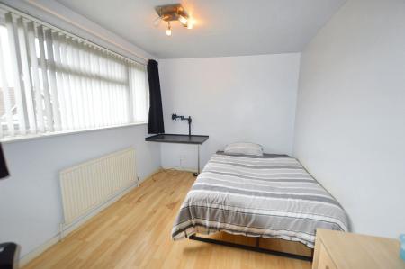 3 bedroom Detached house for sale in Broadway Close, Bourne, PE10