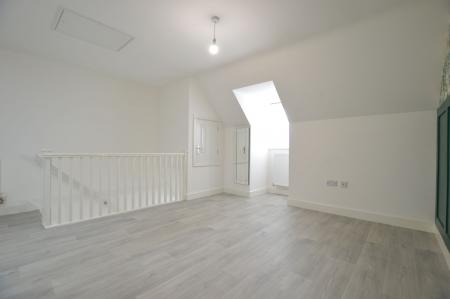 3 bedroom End of terrace house for sale in Sandown Drive, Bourne, PE10