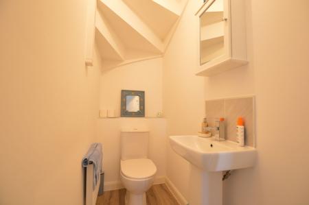 3 bedroom Semi-detached house for sale in Southwell Way, Bourne, PE10