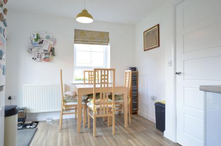 3 bedroom Semi-detached house for sale in Southwell Way, Bourne, PE10