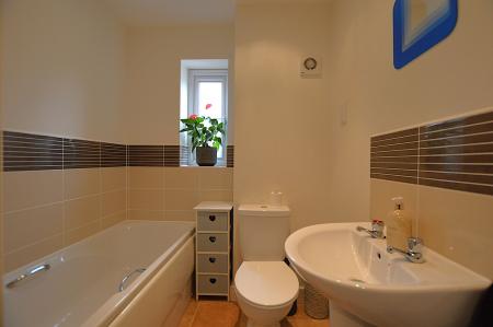 3 bedroom Semi-detached house for sale in Aintree Way, Bourne, PE10