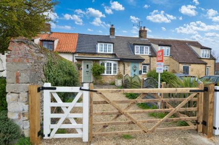 2 bedroom Terraced House for sale in Haconby Lane, Morton, PE10
