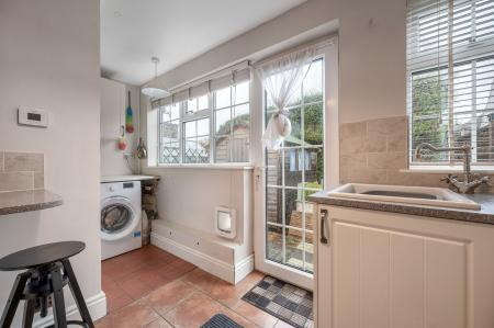 2 bedroom Terraced House for sale in Haconby Lane, Morton, PE10