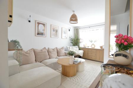 2 bedroom Semi-detached house for sale in Massingham Place, Bourne, PE10