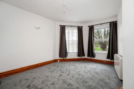 2 bedroom Flat for sale in South Street, Bourne, PE10