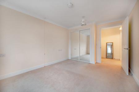 2 bedroom Flat for sale in Browning Court, Bourne, PE10