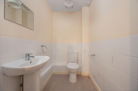2 bedroom Flat for sale in Browning Court, Bourne, PE10