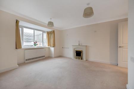 2 bedroom Flat for sale in Browning Court, Bourne, PE10