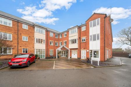 2 bedroom Flat for sale in Browning Court, Bourne, PE10
