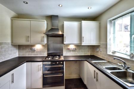 1 bedroom Semi-detached house for sale in Ascot Close, Bourne, PE10