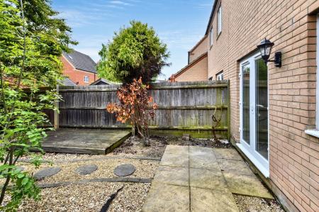 1 bedroom Semi-detached house for sale in Ascot Close, Bourne, PE10