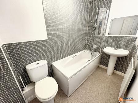 2 bedroom Terraced House for sale in Gilpin Close, Bourne, PE10