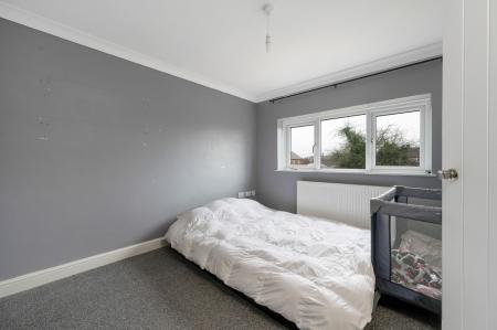 3 bedroom Terraced House for sale in Edinburgh Crescent, Bourne, PE10