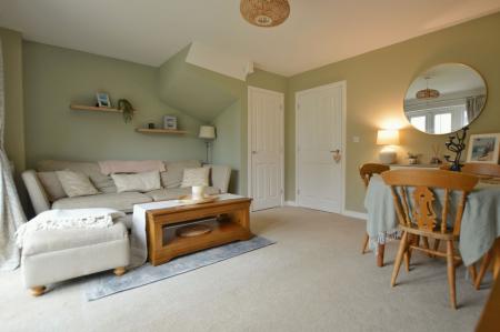 2 bedroom Semi-detached house for sale in Ripon Close, Bourne, PE10