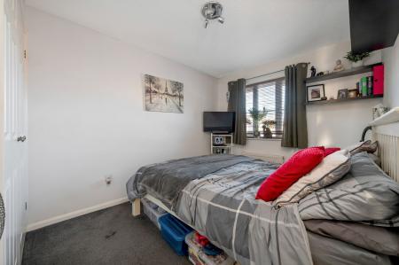 3 bedroom Semi-detached house for sale in Southfields, Bourne, PE10