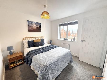 3 bedroom Semi-detached house for sale in Spa Chase, Bourne, PE10