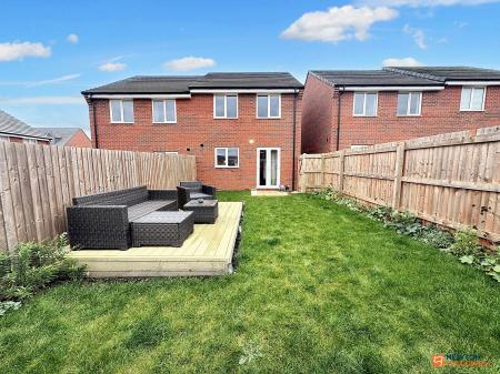 3 bedroom Semi-detached house for sale in Spa Chase, Bourne, PE10