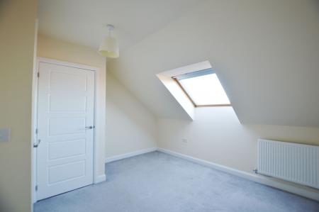 4 bedroom Semi-detached house for sale in Musselburgh Way, Bourne, PE10