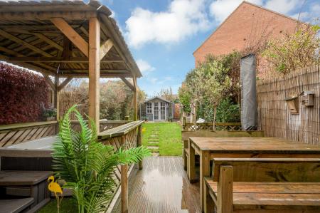 3 bedroom Terraced House for sale in Rosemary Gardens, Bourne, PE10