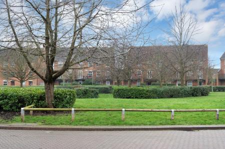 3 bedroom Terraced House for sale in Rosemary Gardens, Bourne, PE10