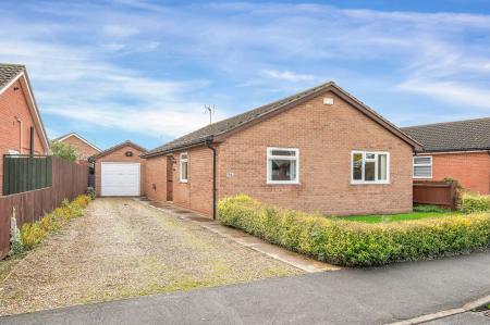 Beech Avenue, Bourne, PE10