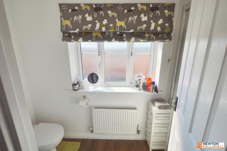 4 bedroom Detached house for sale in Newbury Crescent, Bourne, PE10