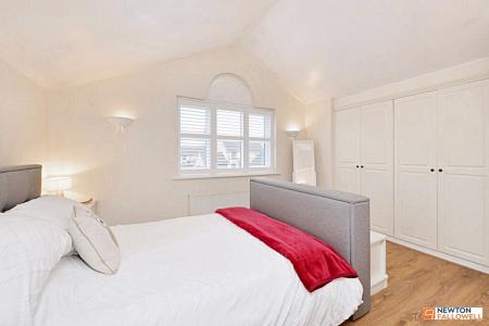 4 bedroom Detached house for sale in Viking Way, Thurlby, PE10