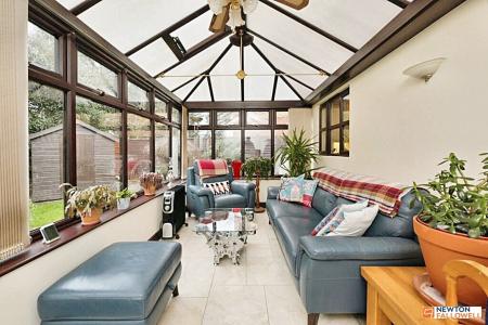 4 bedroom Detached house for sale in Viking Way, Thurlby, PE10