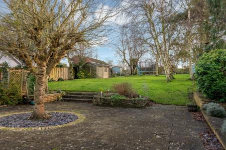 4 bedroom Detached house for sale in West Road, Pointon, NG34