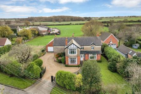 High Street, Thurlby, PE10