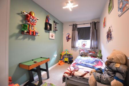 3 bedroom Semi-detached house for sale in Uttoxeter Close, Bourne, PE10