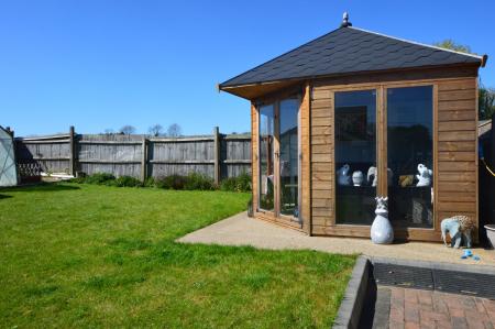 3 bedroom Detached bungalow for sale in High Street, Rippingale, PE10